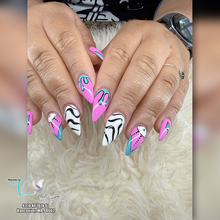VIE NAILS & SPA